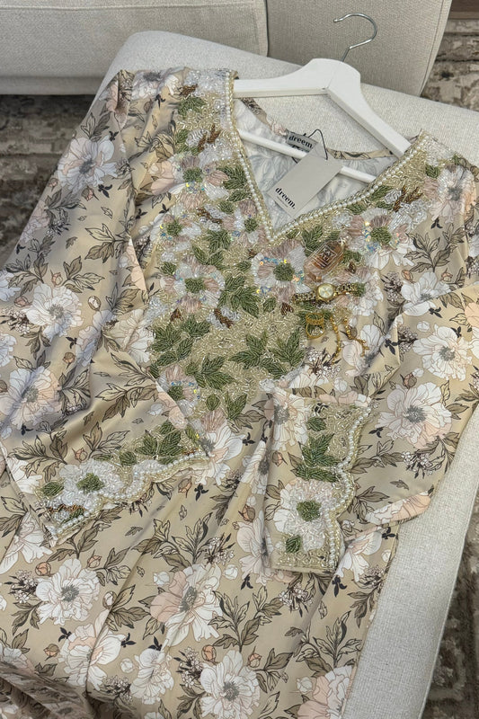 Luxury Hand-Beaded Mkwar – Green Floral