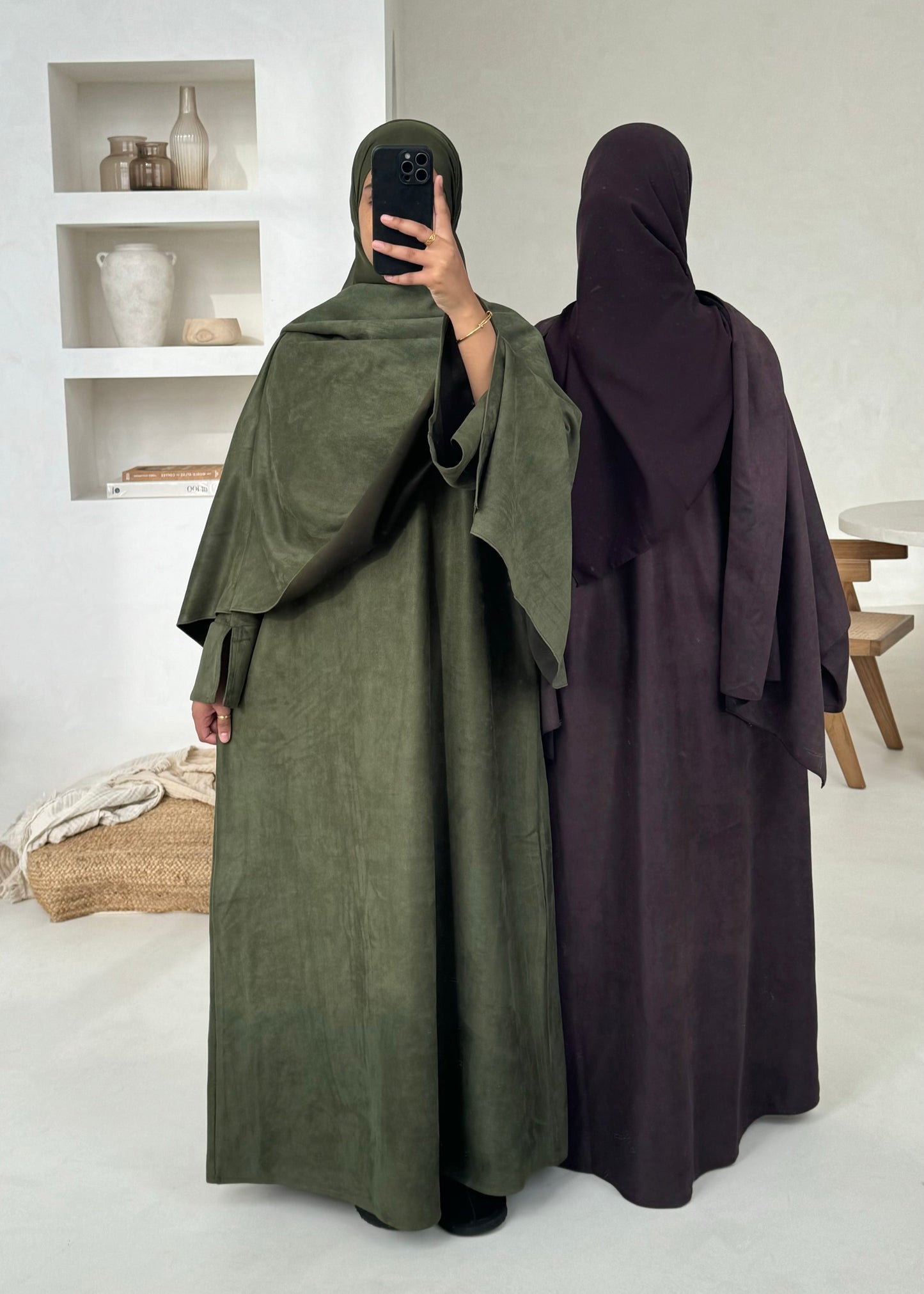 Suede Reem abaya - Pistachio