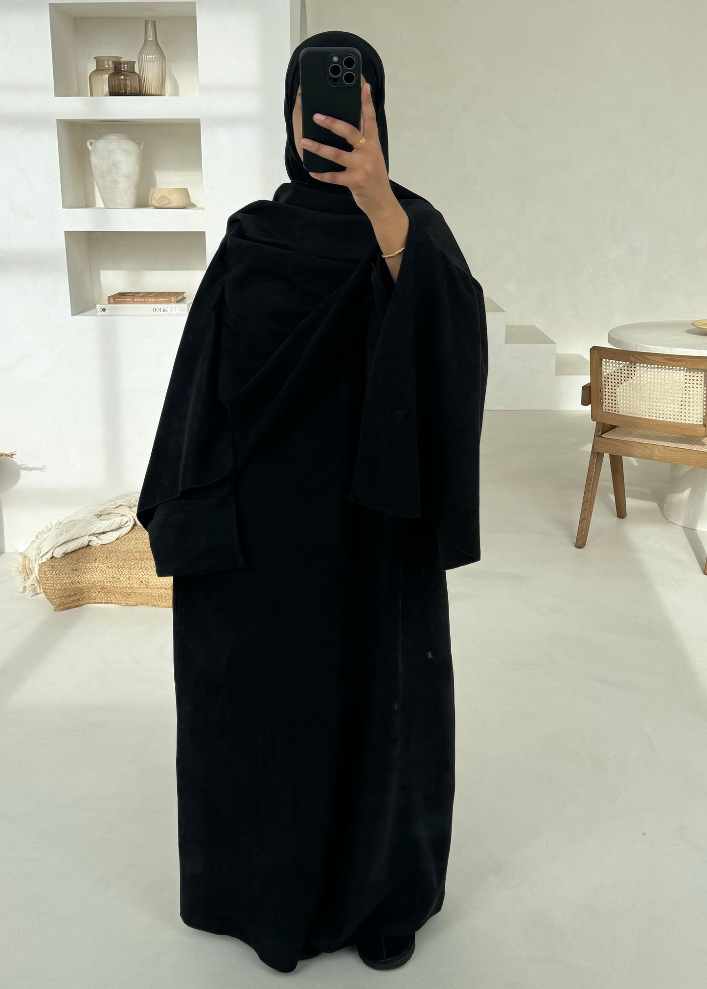 Suede Reem abaya - Onyx